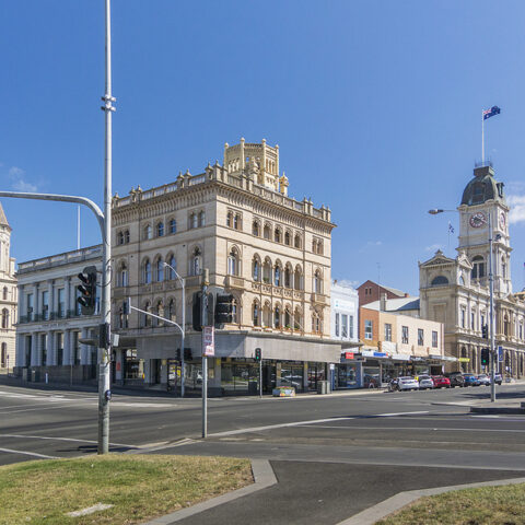 Courier services in Ballarat